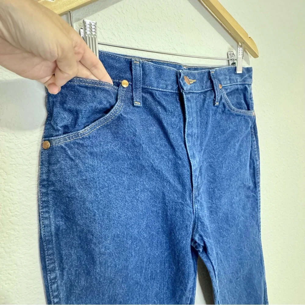 Wrangler Vintage Dark Wash Straight Jeans (Waist 31, Inseam 29) - Picture 4 of 9